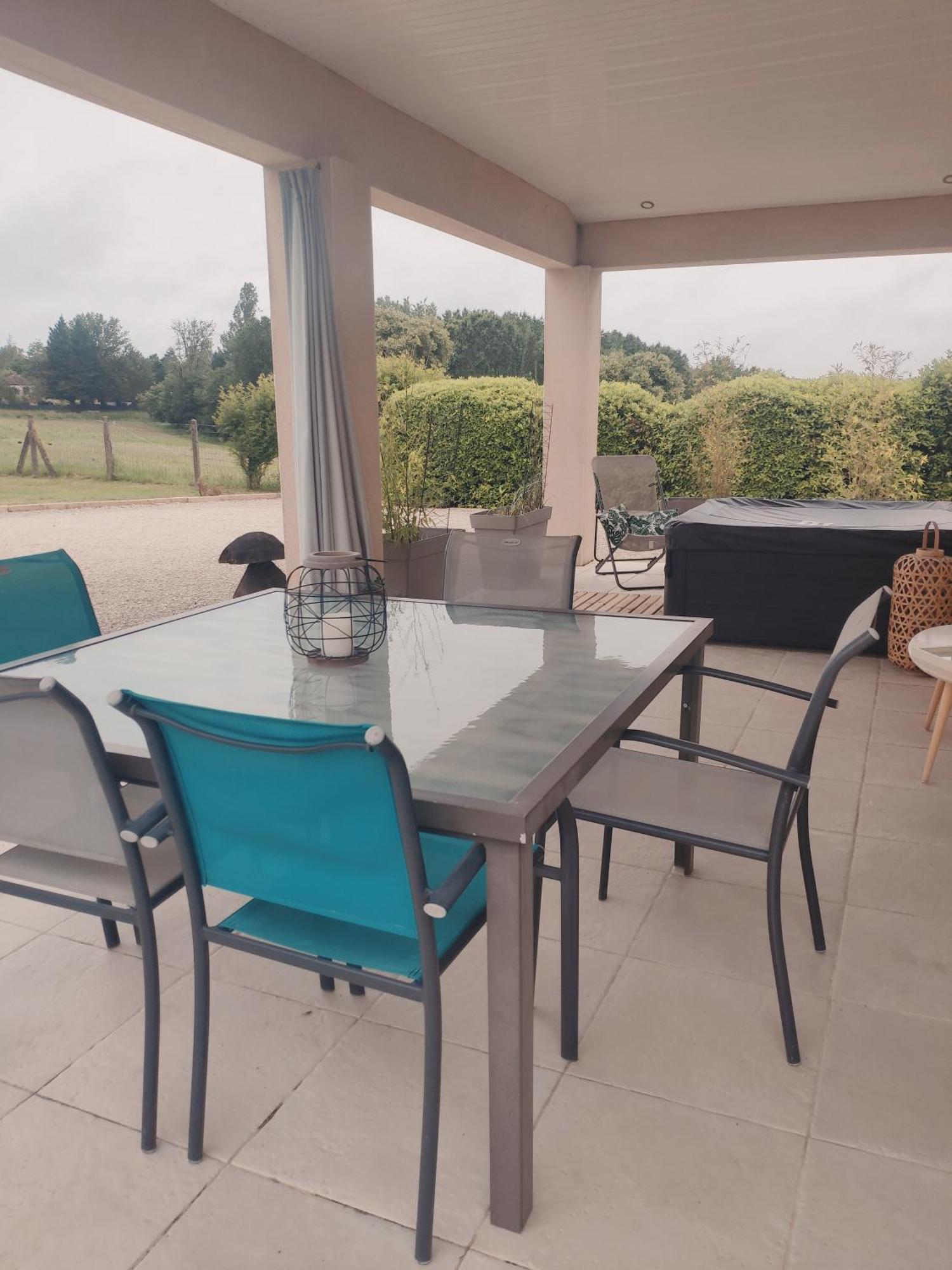 Maison 3 Etoiles Avec Piscine Et Jacuzzi Exterieur Pres De Sarlat Saint-Vincent-le-Paluel Kültér fotó